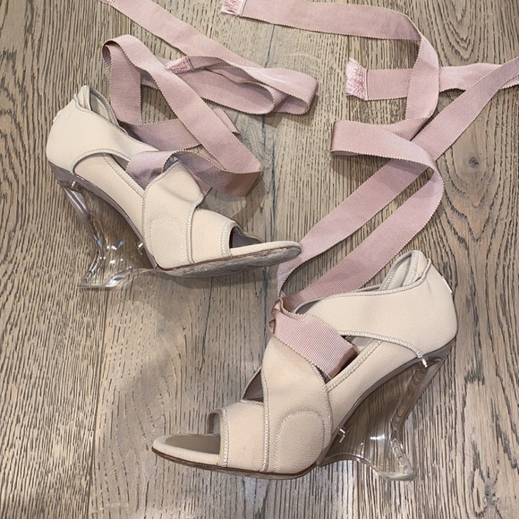 Dior Étoile sandal in nude micro fishnet size 36 - Picture 4 of 8